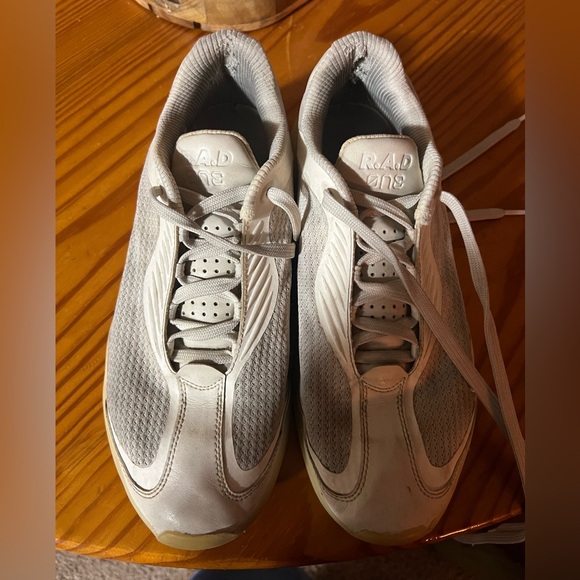WHITE RAD GLOBAL SHOES- SIZE 9.5 - Picture 2 of 4